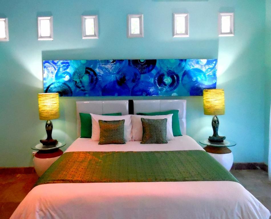 Hôtel Lazy Monkey à Senggigi Extérieur photo