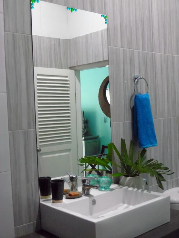 Hôtel Lazy Monkey à Senggigi Chambre photo