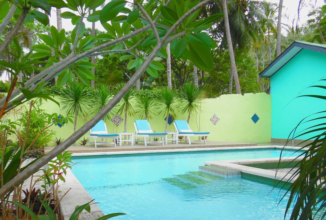 Hôtel Lazy Monkey à Senggigi Extérieur photo